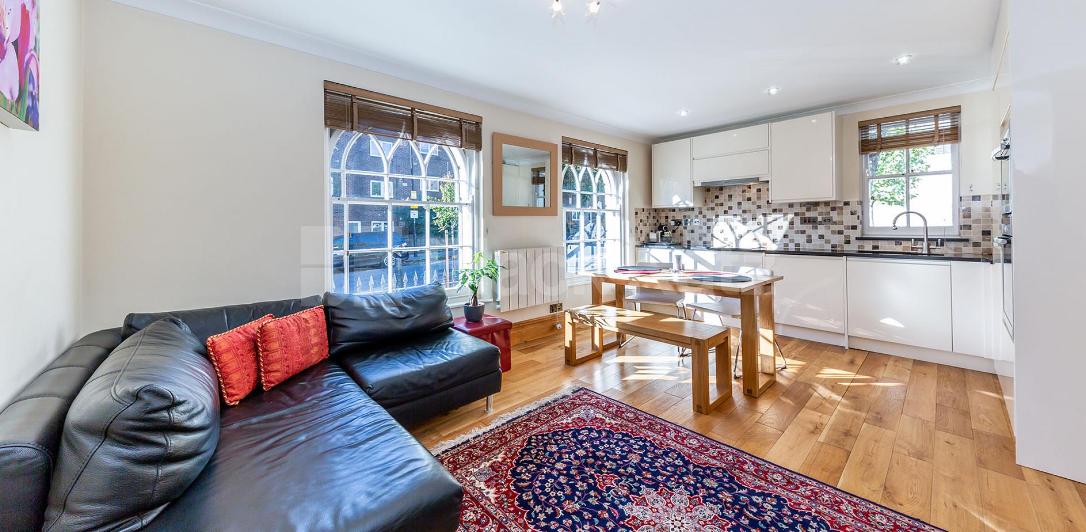 			MODERN 2 BED NEAR TUBE AND REGENTS PARK!, 2 Bedroom, 1 bath, 1 reception Flat			 Mornington Place , CAMDEN